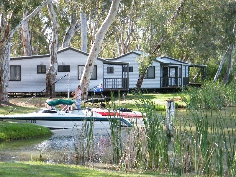 Cohuna Waterfront Holiday Park 외부 사진